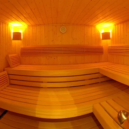 Aster Boutique & Fuegenberg