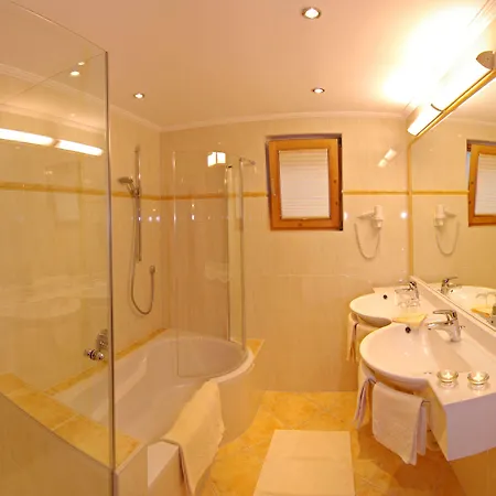 Aster Boutique & Apartahotel