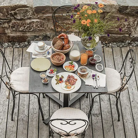 Aster Boutique & Apartahotel Fuegenberg