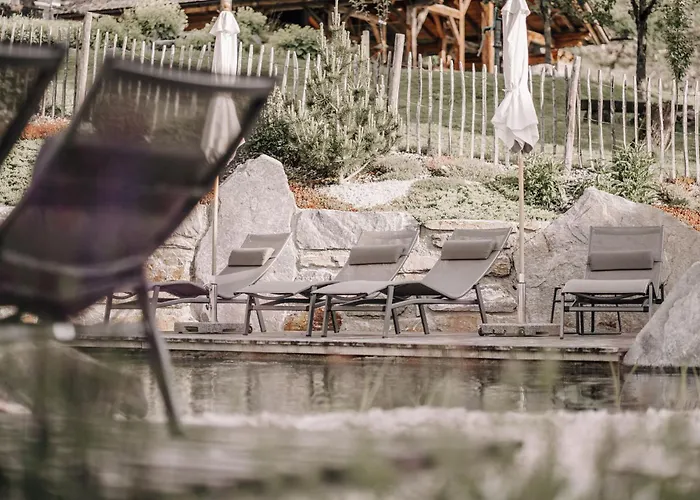 アパートホテル Aster Boutique & 4*