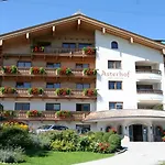 Aster Boutique & Aparthotel 4*