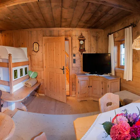 Aster Boutique & Lägenhetshotell 4*